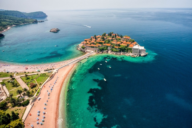 Лучшие курорты Черногории для отдыха на море: Топ-18