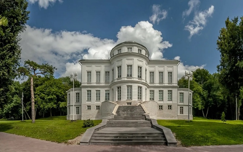 богородицкий дворец-музей и парк