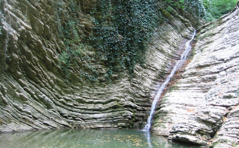 водопад кармен в небуге