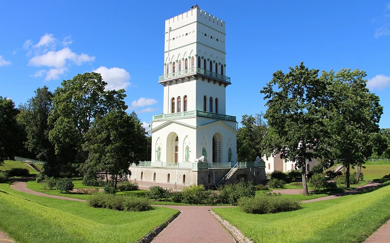белая башня пушкин
