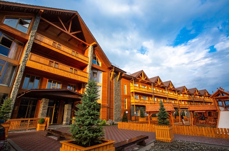Лучшие отели на горнолыжном курорте «Архыз»: Топ-10
