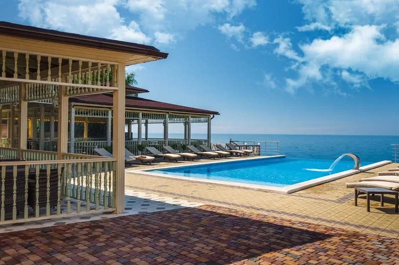 Топ-10 Лучших Отелей в Джубге на Берегу Моря